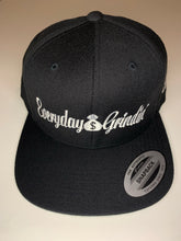 Load image into Gallery viewer, Everyday Grindin’ Snapback (Black)
